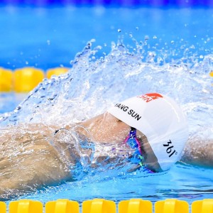 开云体育平台-曼联双后腰联动强化中路防守，曼联套后腰