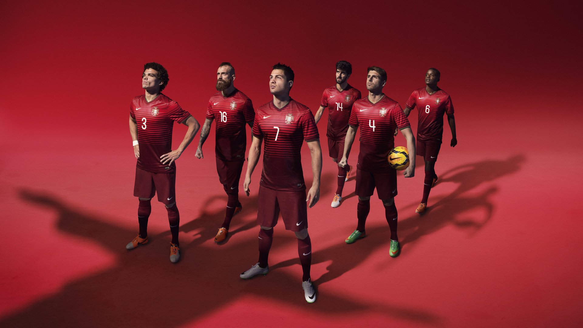 皇马中场掌控力强势锁定胜局，皇马中场经典组合